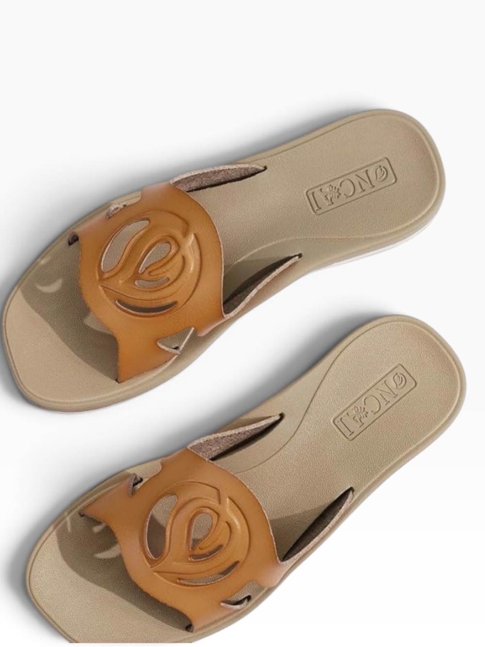 ONCAI Women's Cutout Slide Sandals Tan Brown Slip-On Flat Beach Shoes Size US 7.